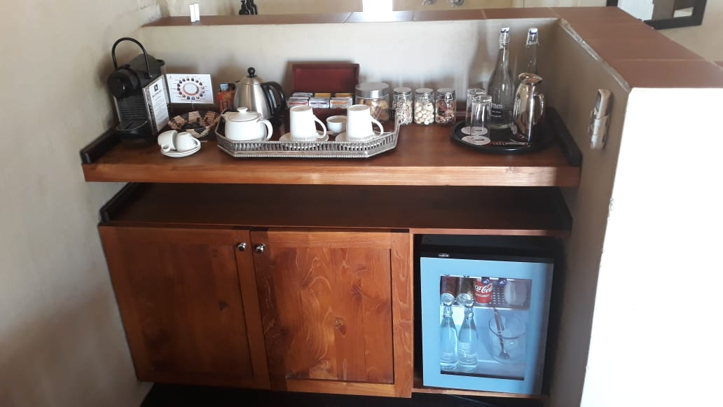 Ngmoa Mini Bar Image