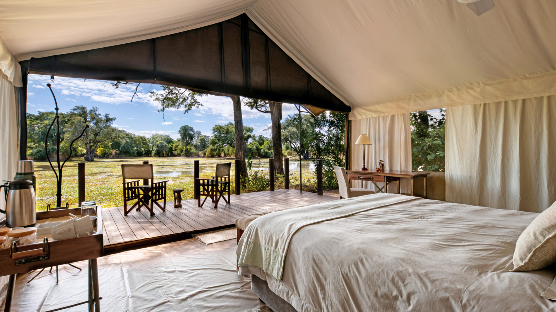 Machaba Zimbabwe Mana Pools Ingwe Pan Interior Room View Lagoon