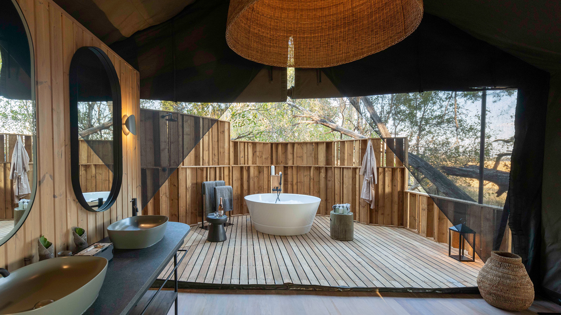 Full En Suite Bathroom