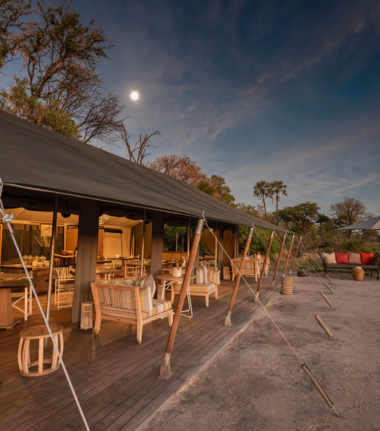 Machaba Safaris   Botswana Safaris   Gomoti Plains   Willdife Stories   September 2022   Banner   The Lodge At Dusk